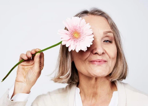 Καρακάνα Χρύσα: Εμμηνόπαυση και Νευρικό Σύστημα:  Όταν το σώμα γίνεται πιο ευαίσθητο